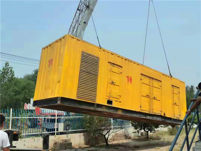 岫岩300KW柴油发电机组油耗是多少？